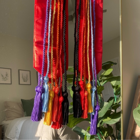 🎓Graduation cords!! - Picture 2 of 5